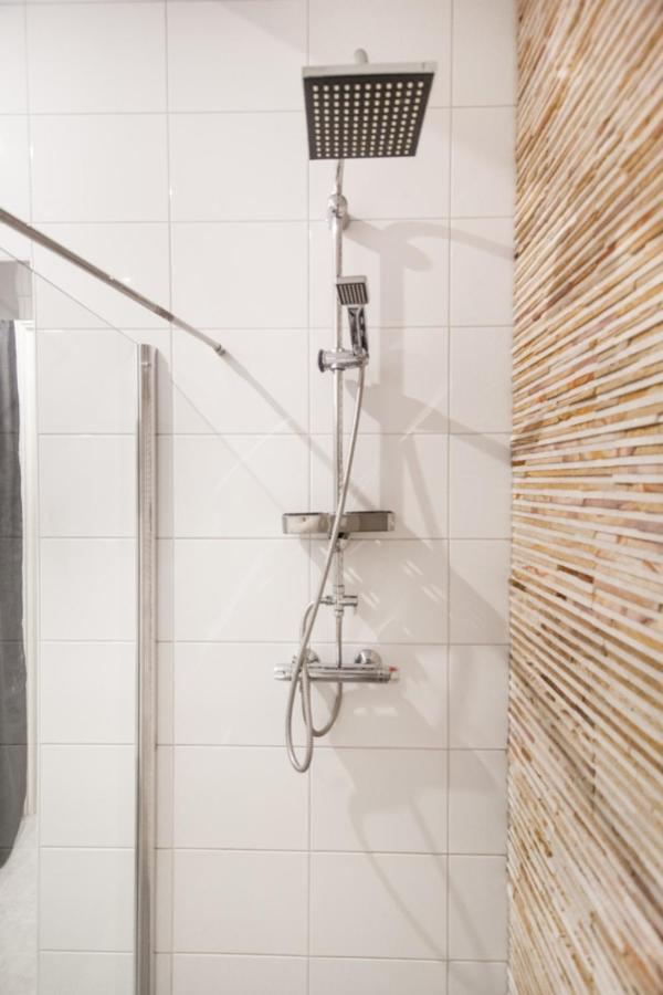 Luxurious Two Bedroom Apartment A Kwartier Center Гронинген Экстерьер фото