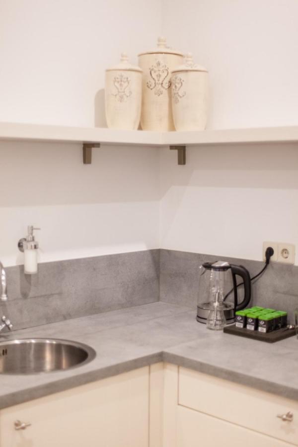 Luxurious Two Bedroom Apartment A Kwartier Center Гронинген Экстерьер фото